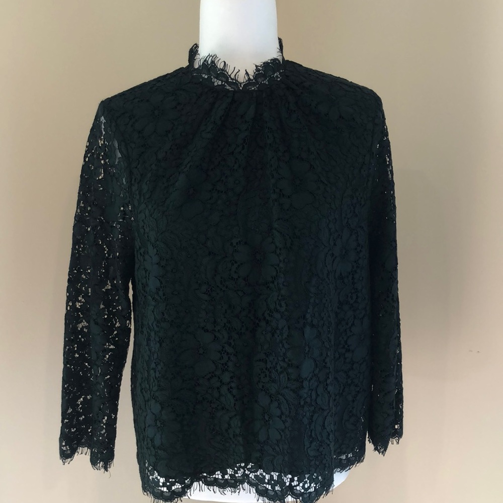 Joie lace button top
